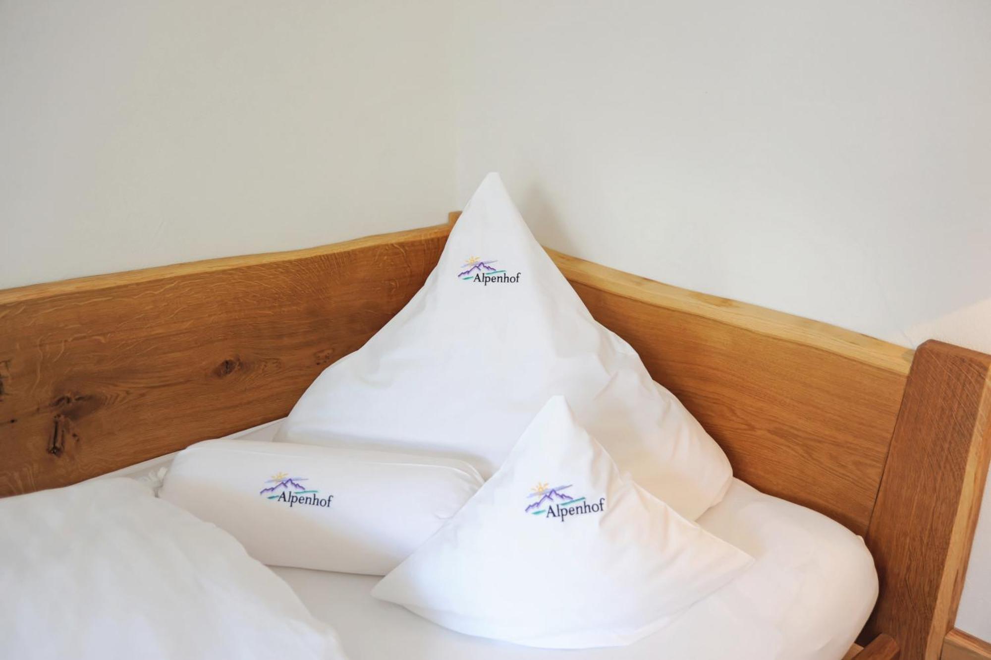 Hotel Alpenhof 3*